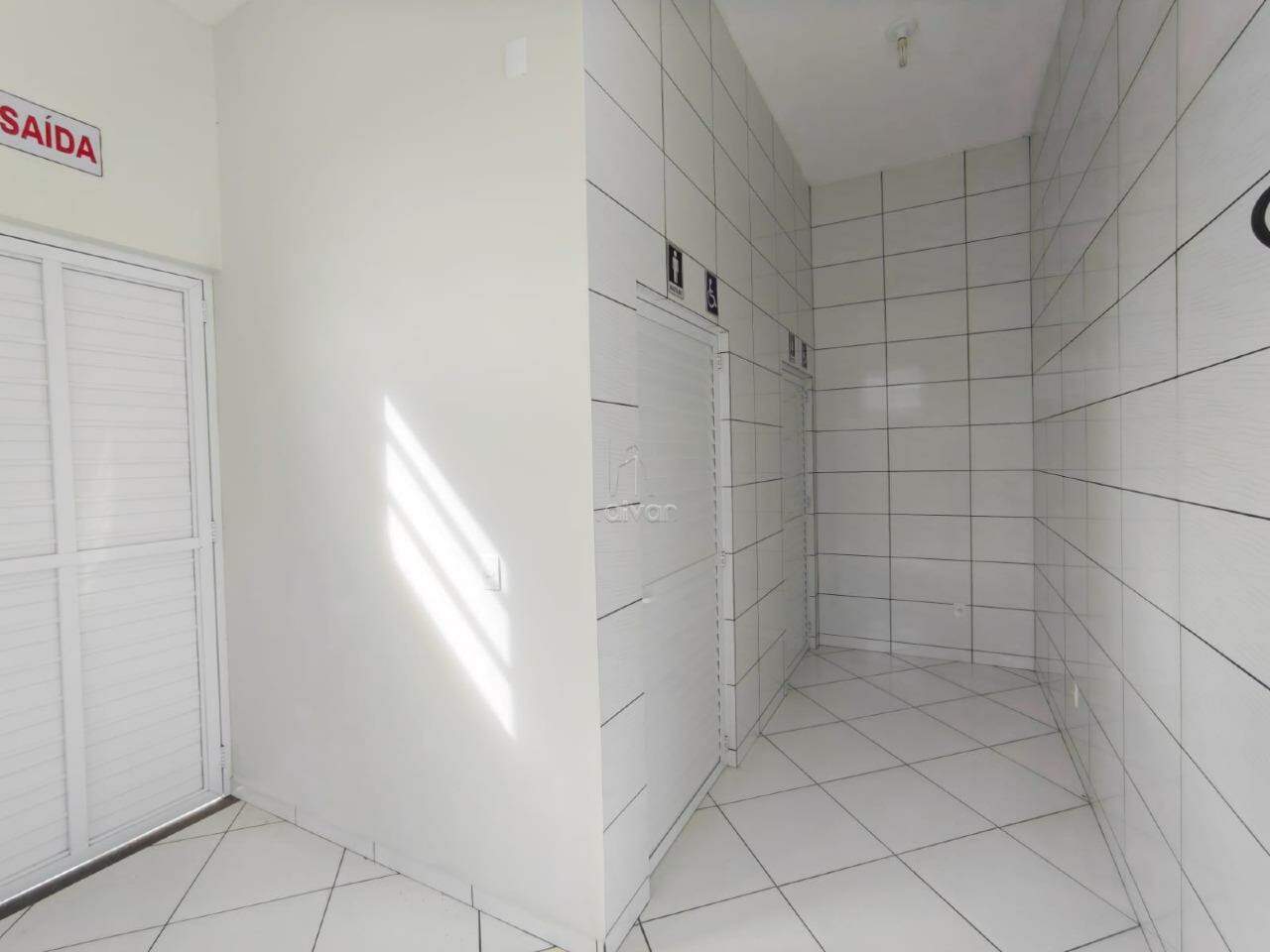 Sala Comercial para aluguel no Nereu Ramos: 