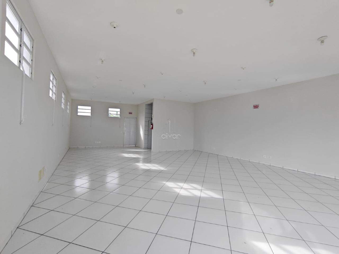 Sala Comercial para aluguel no Nereu Ramos: 