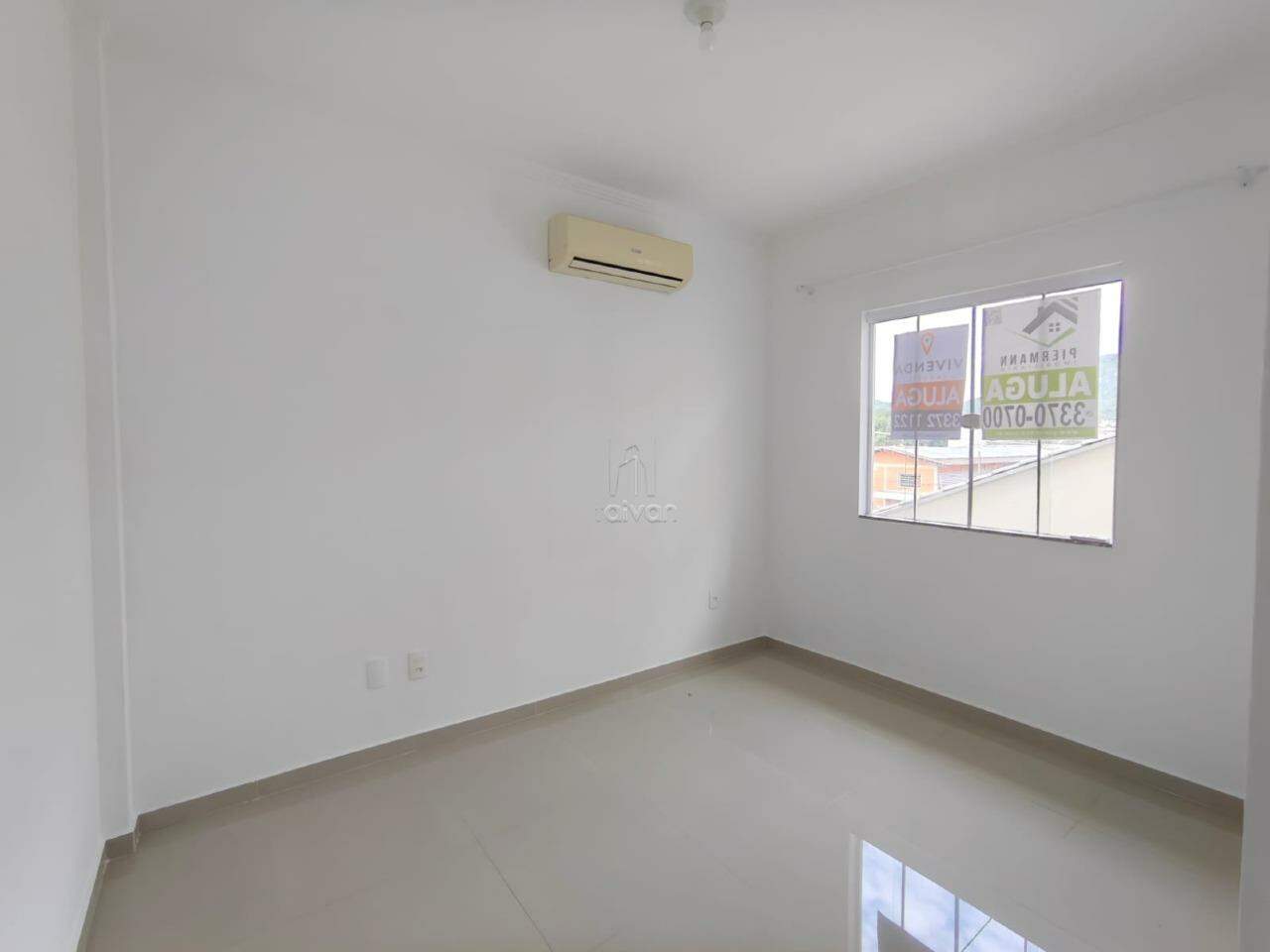 Apartamento para aluguel no Centenário: 