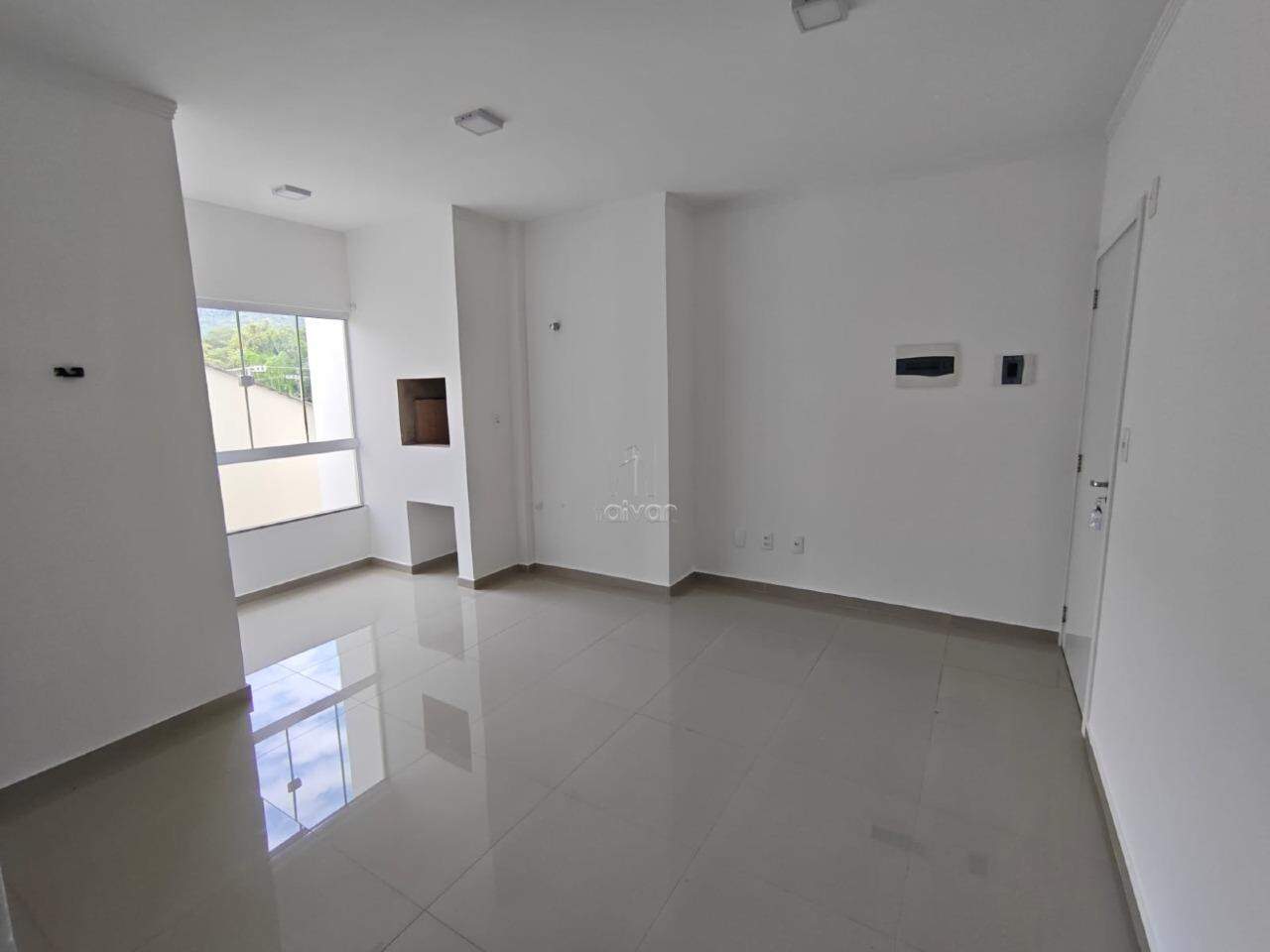 Apartamento para aluguel no Centenário: 