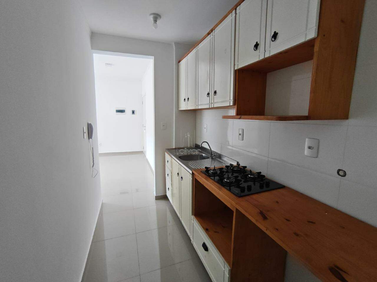 Apartamento para aluguel no Centenário: 