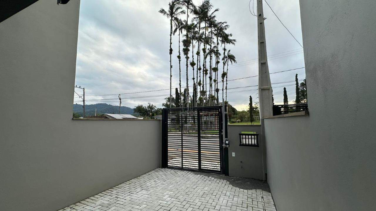 Geminado à venda no Três Rios do Sul: 