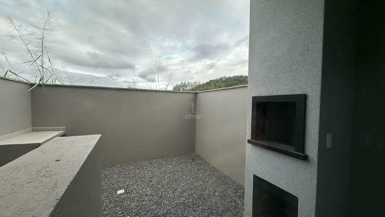Geminado à venda no Três Rios do Sul: 