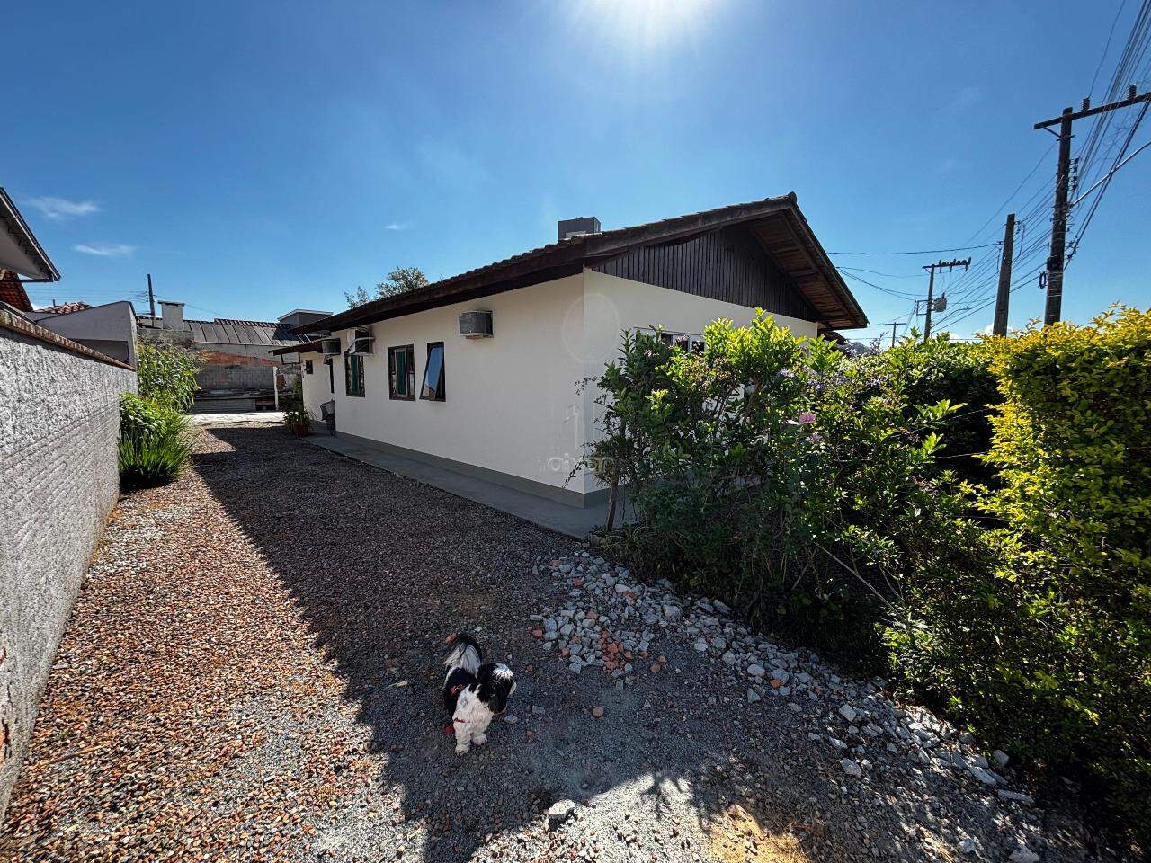 Casa à venda no Barra do Rio Cerro: 