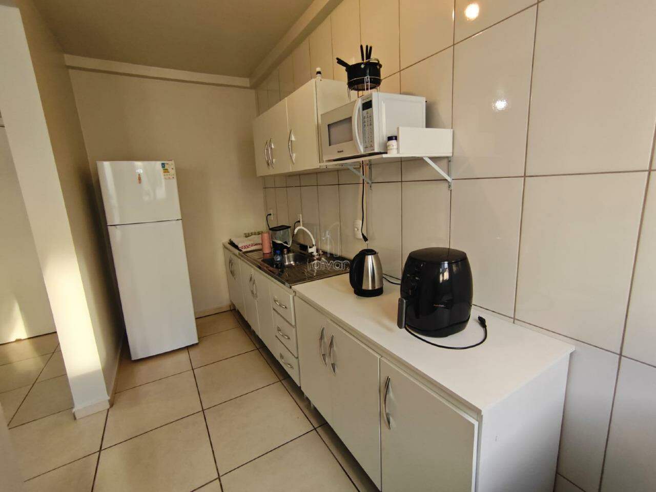 Apartamento para aluguel no Rau: 