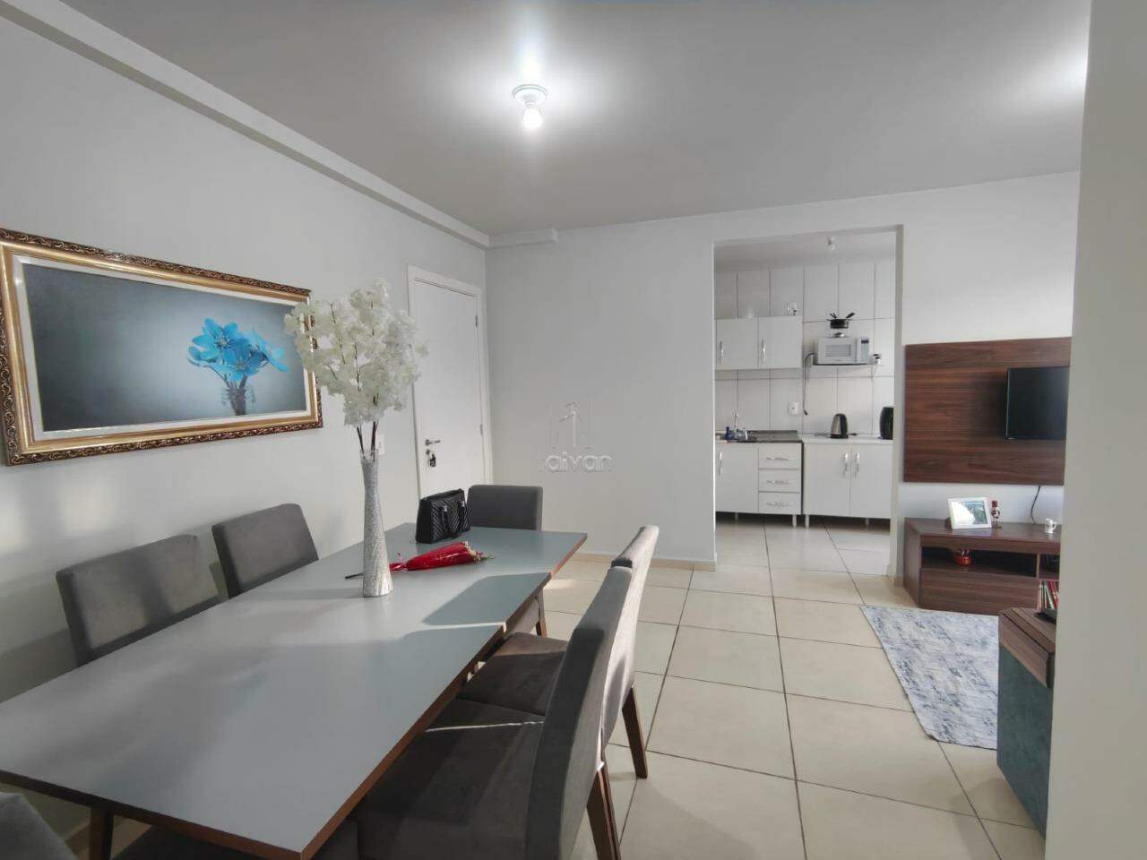 Apartamento para aluguel no Rau: 