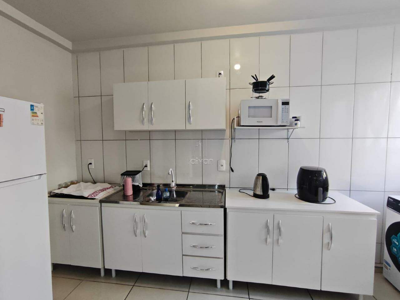 Apartamento para aluguel no Rau: 