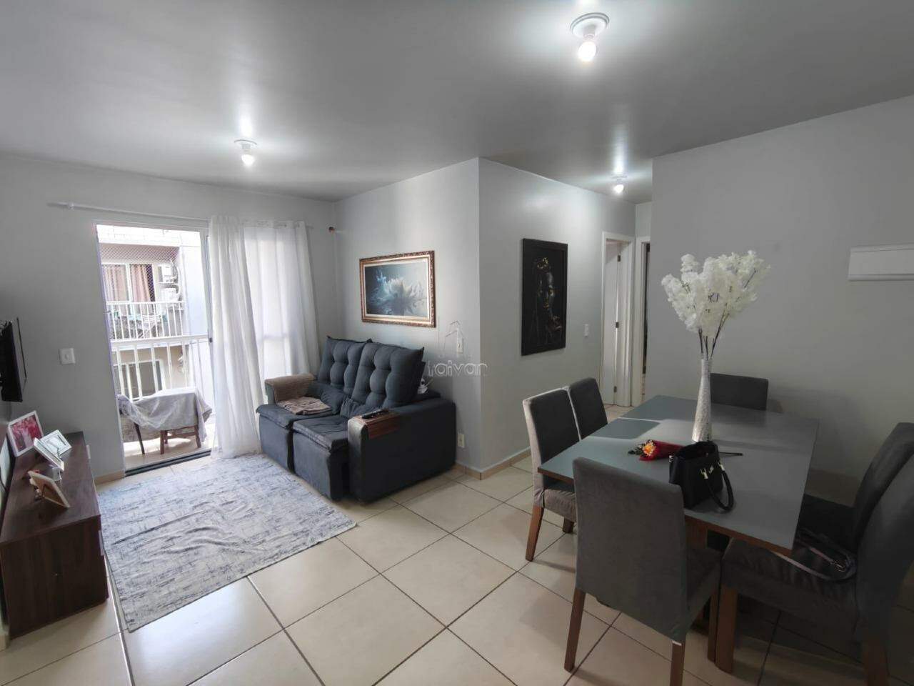 Apartamento para aluguel no Rau: 