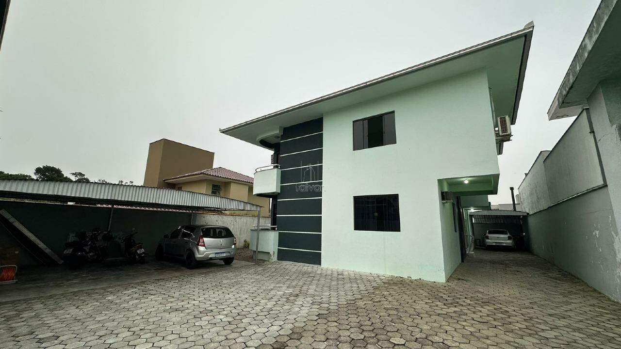 Apartamento à venda no Jaraguá Esquerdo: 