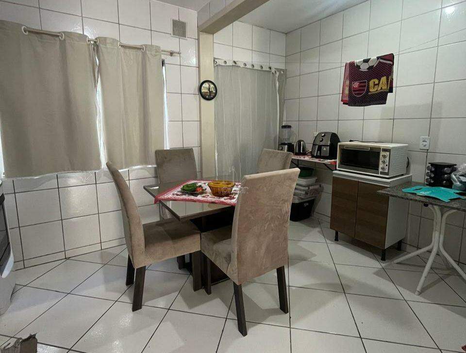 Apartamento à venda no Jaraguá Esquerdo: 