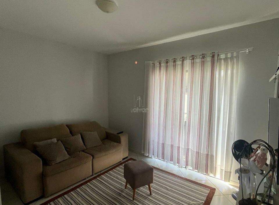 Apartamento à venda no Jaraguá Esquerdo: 