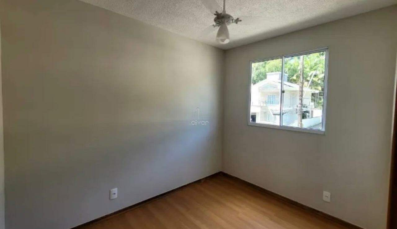 Apartamento à venda no Jaraguá Esquerdo: 