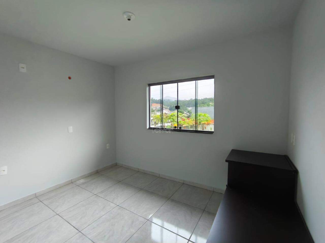 Casa para aluguel no Amizade: 