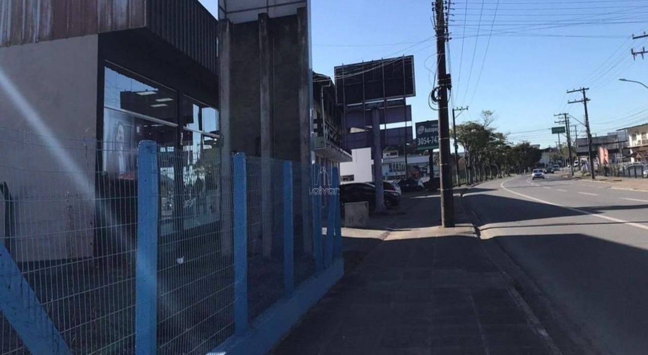 Terreno à venda no Centenário: 