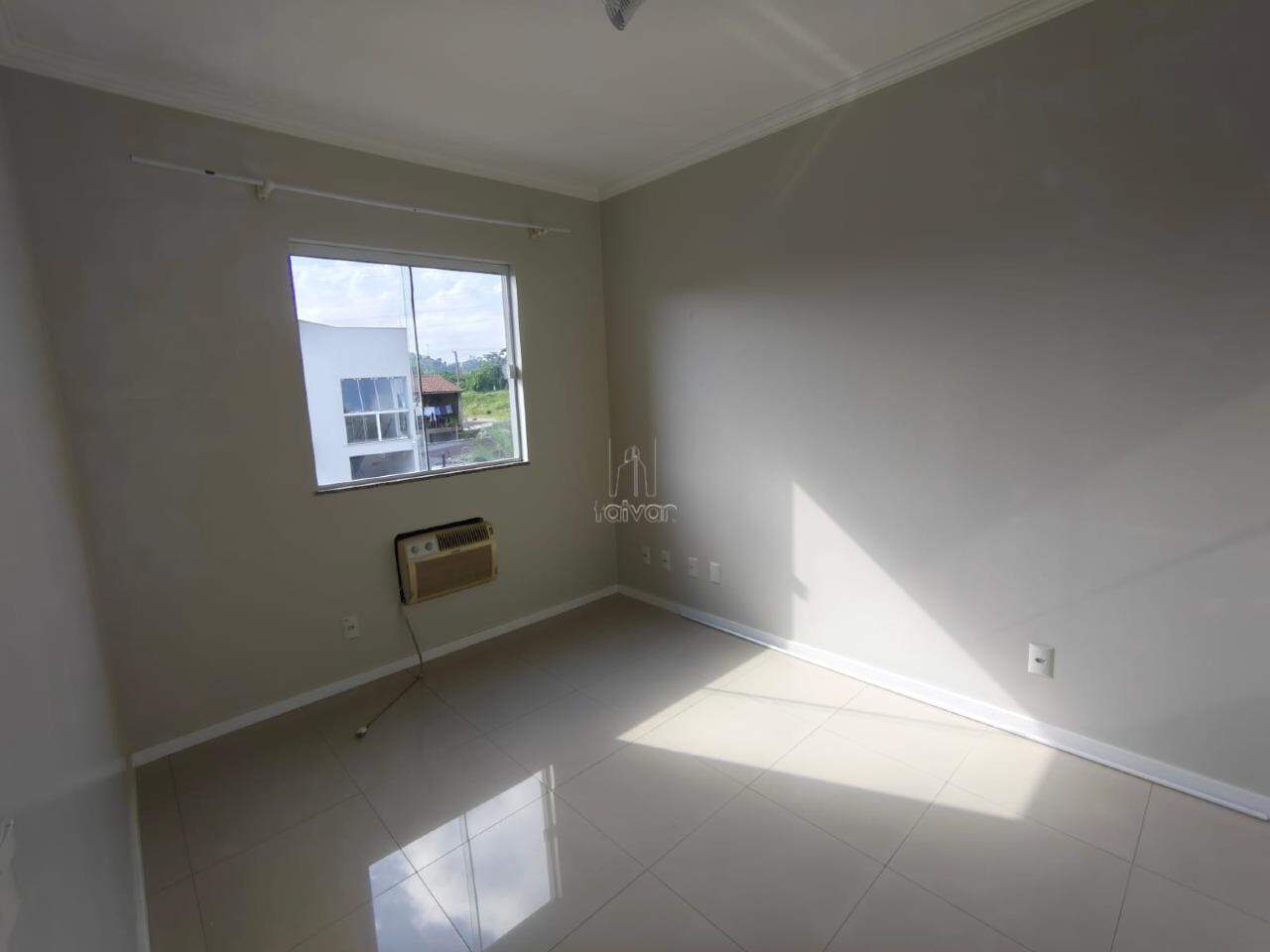 Apartamento para aluguel no Estrada Nova: 