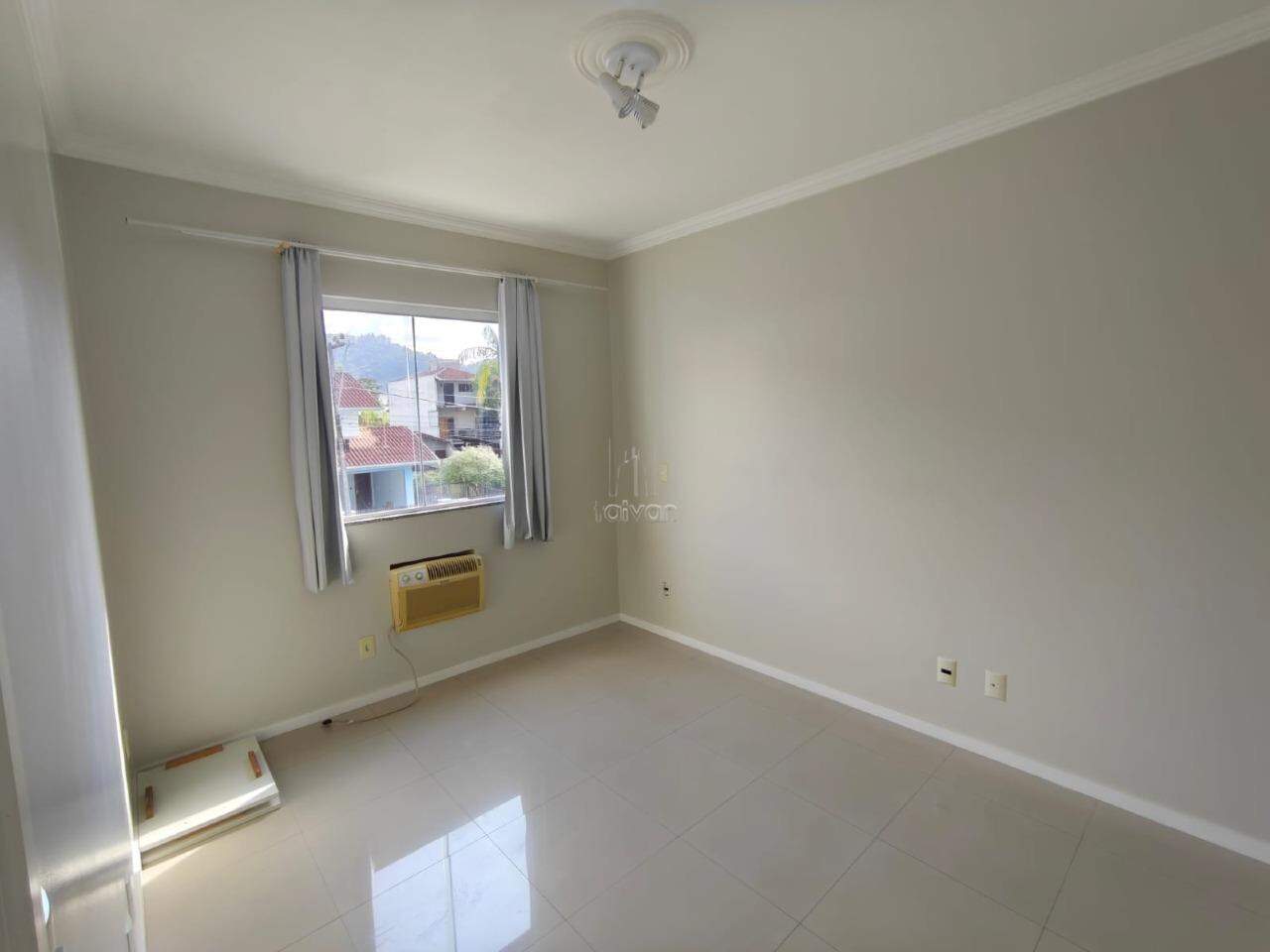 Apartamento para aluguel no Estrada Nova: 