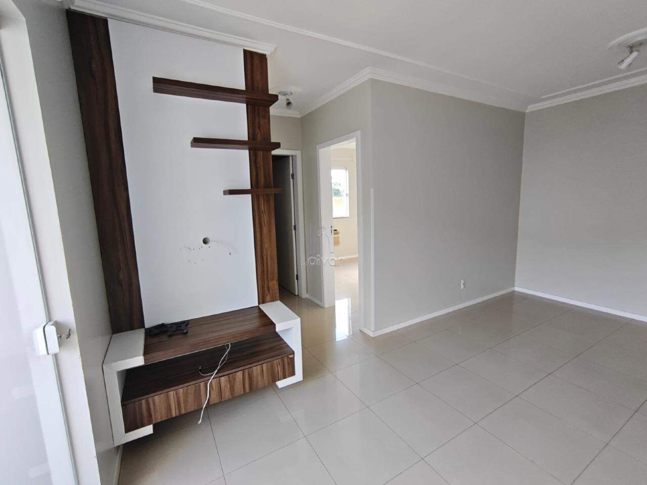Apartamento para aluguel no Estrada Nova: 