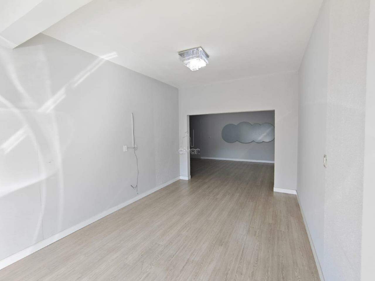 Sala Comercial para aluguel no Czerniewicz: 