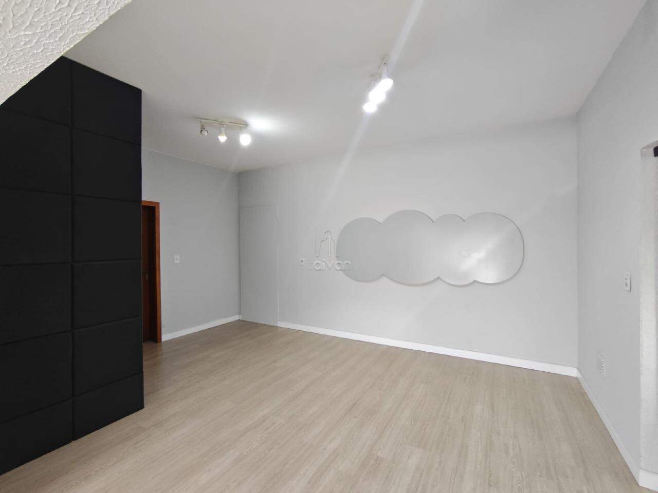 Sala Comercial para aluguel no Czerniewicz: 