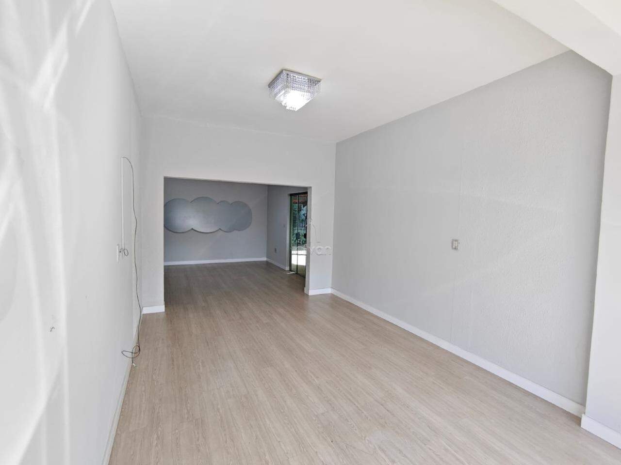 Sala Comercial para aluguel no Czerniewicz: 