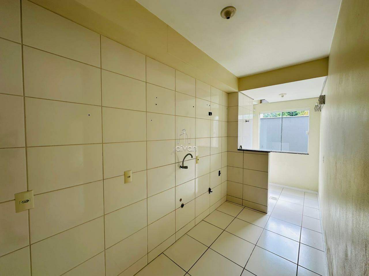 Apartamento para aluguel no Estrada Nova: 