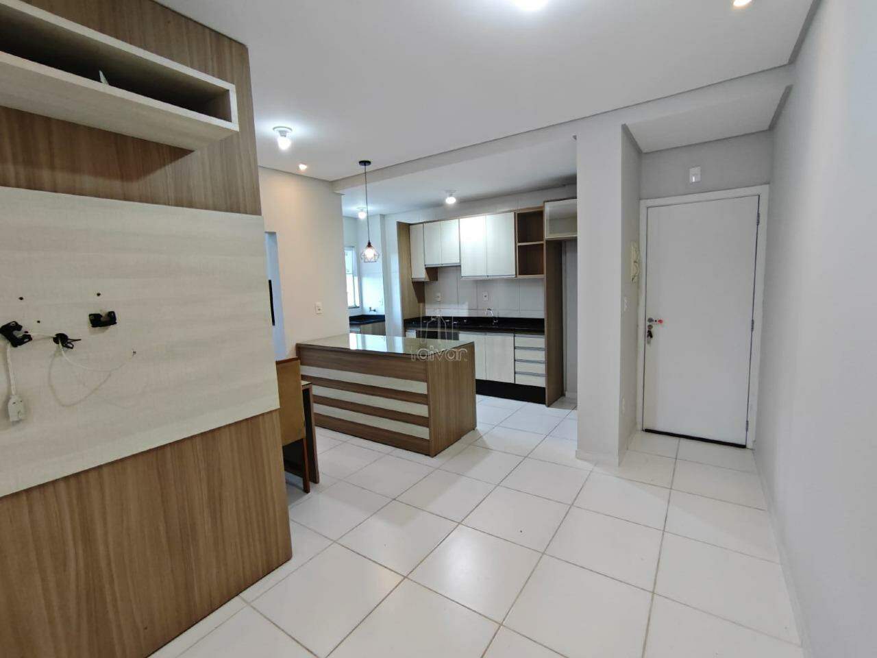 Apartamento para aluguel no Centenário: 