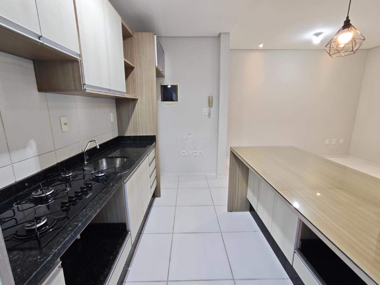 Apartamento para aluguel no Centenário: 