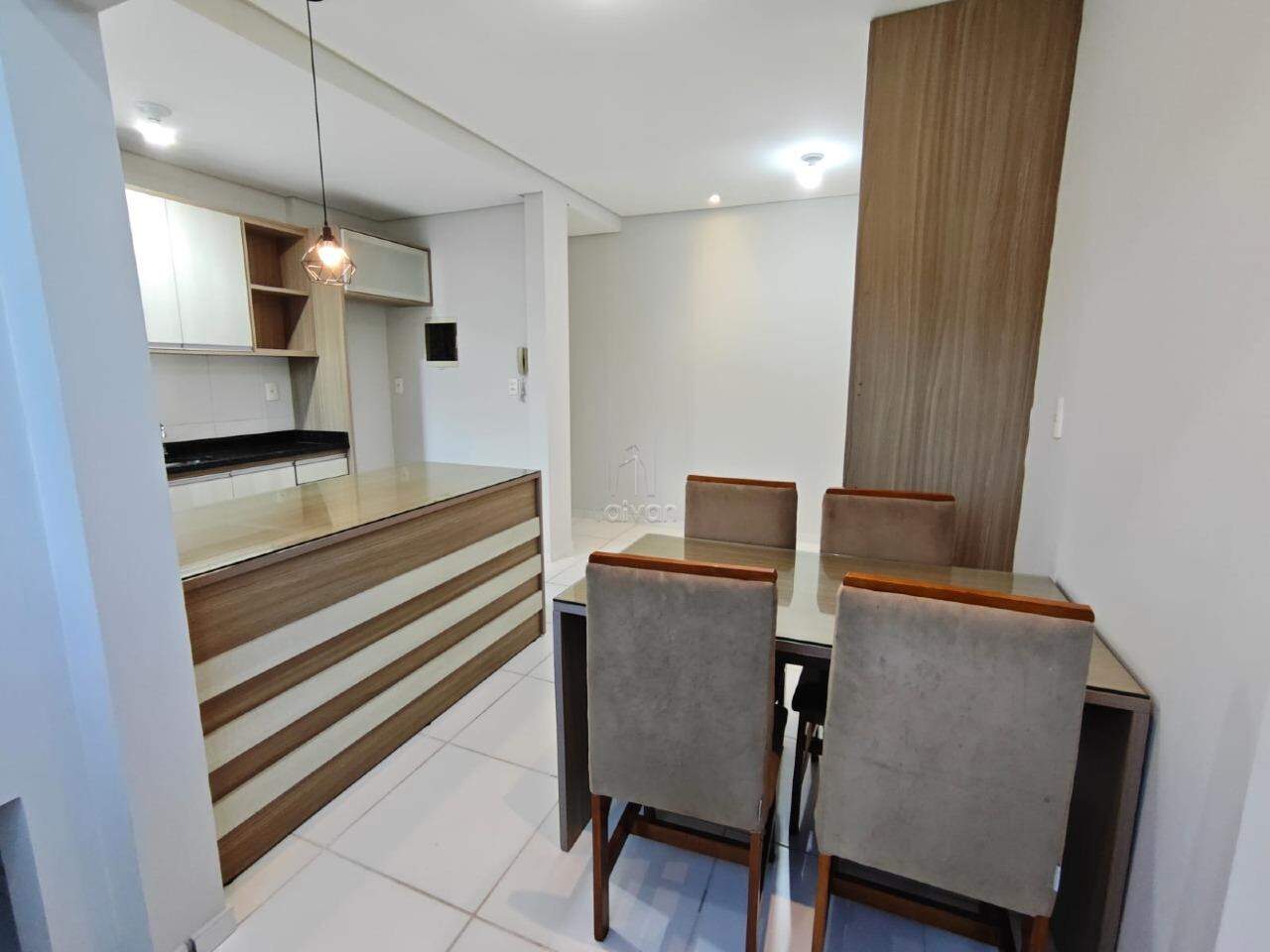 Apartamento para aluguel no Centenário: 
