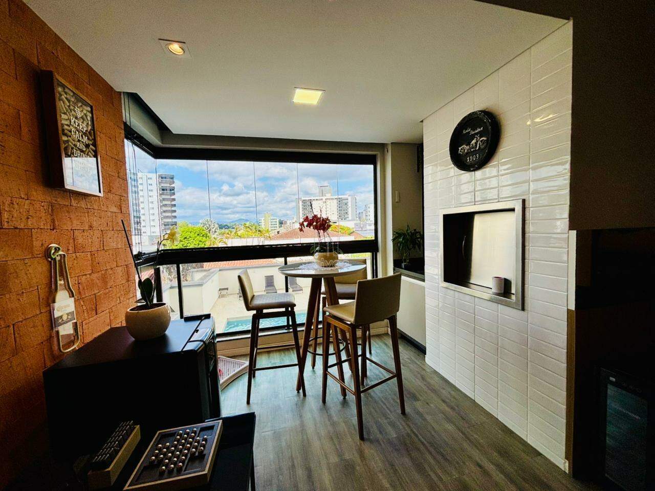 Apartamento para aluguel no Centro: 
