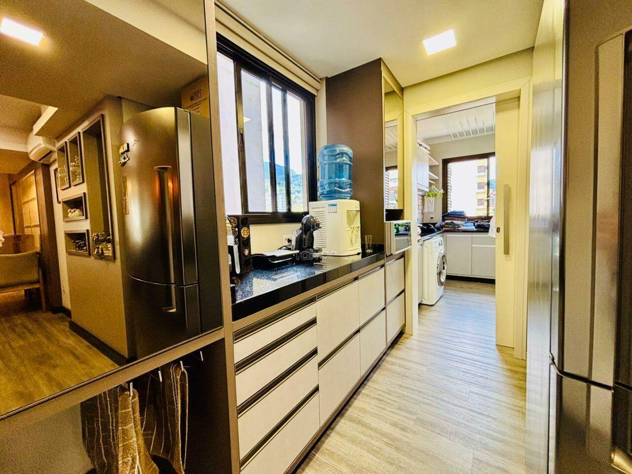 Apartamento para aluguel no Centro: 