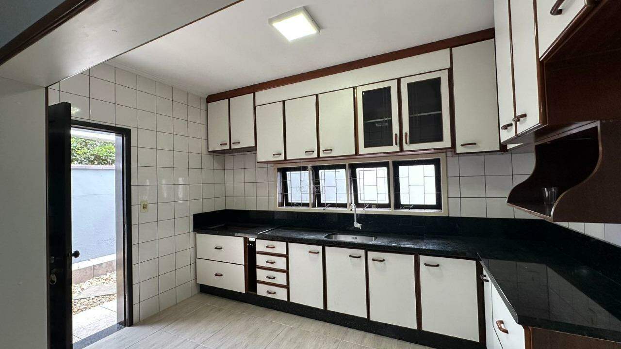 Casa à venda no Ilha Da Figueira: 