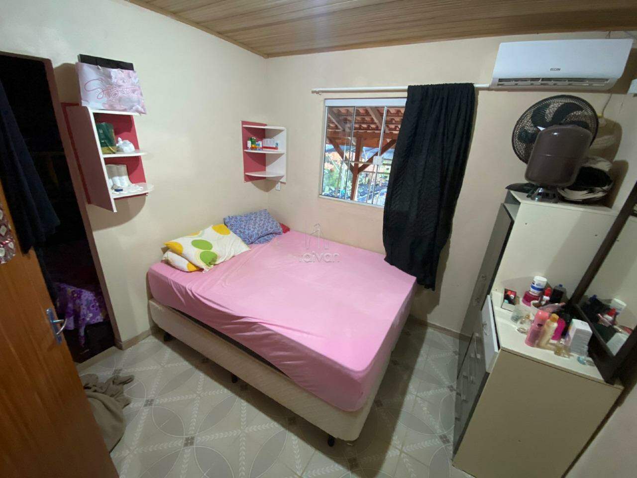 Casa para aluguel no Lagoinha Santa Cruz: 