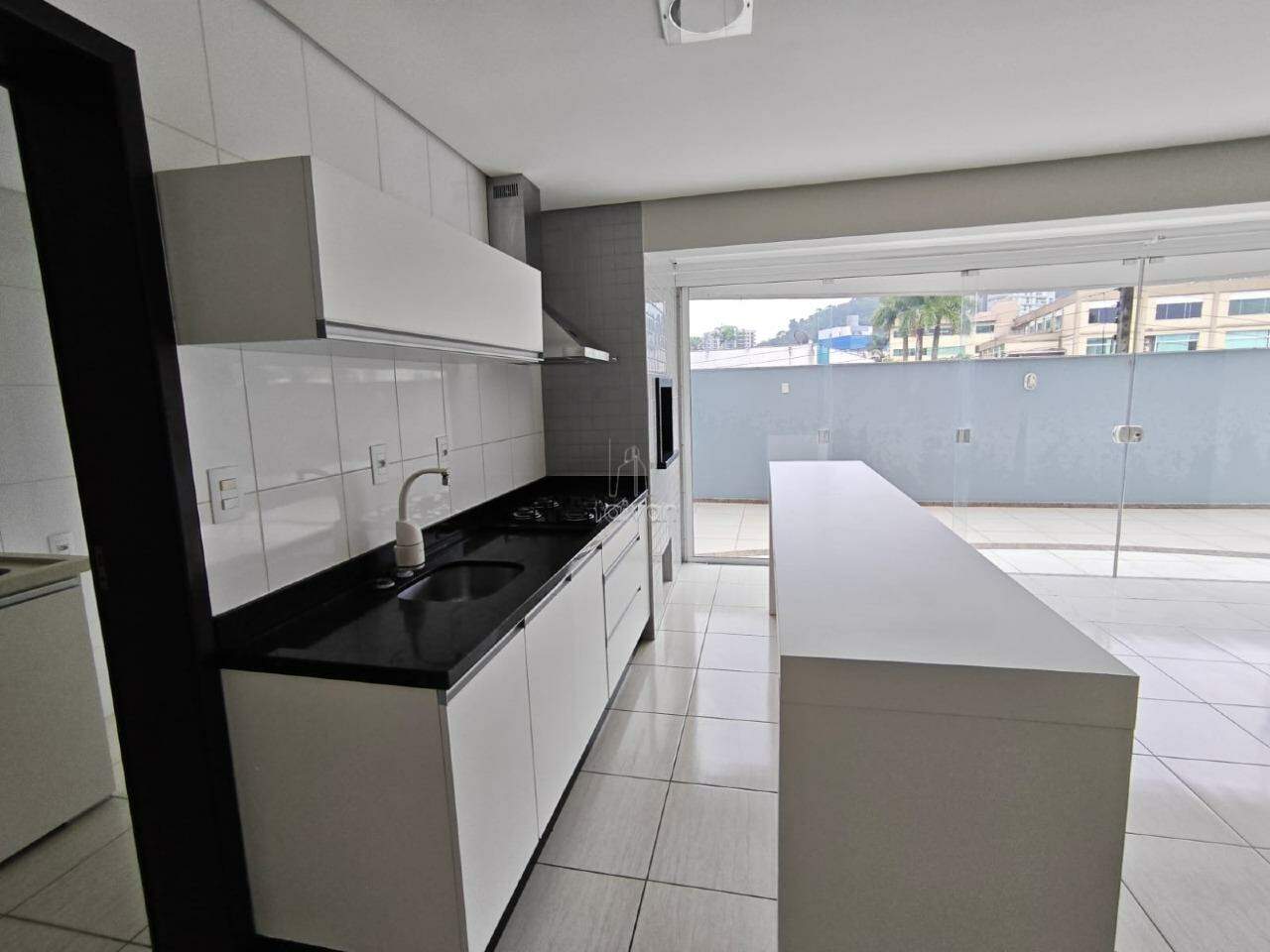 Apartamento para aluguel no Centro: 