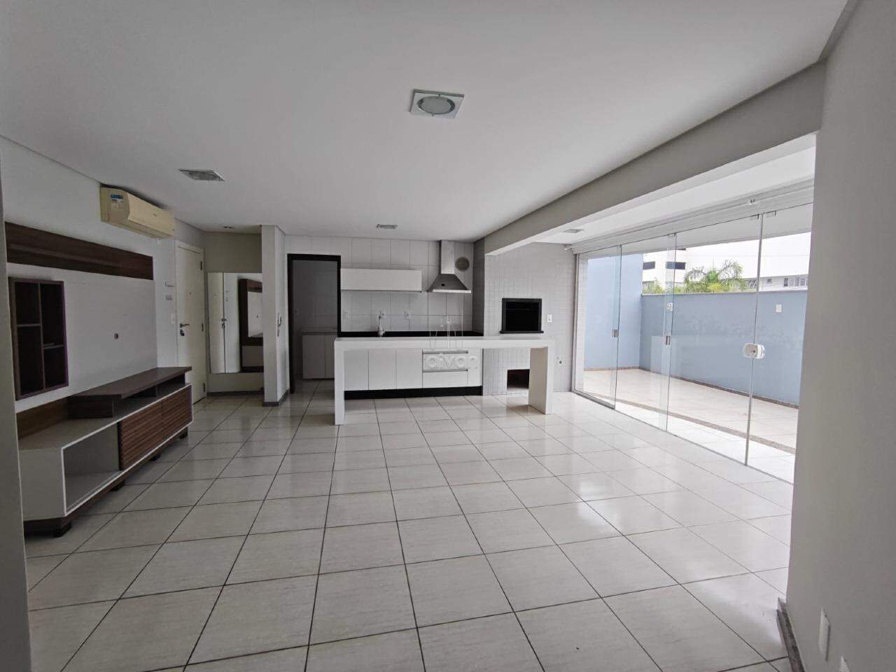 Apartamento para aluguel no Centro: 