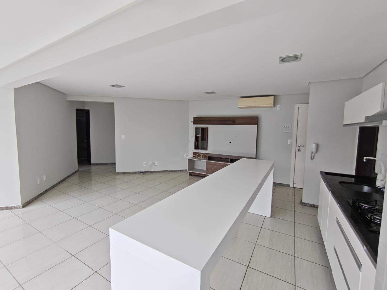 Apartamento para aluguel no Centro: 