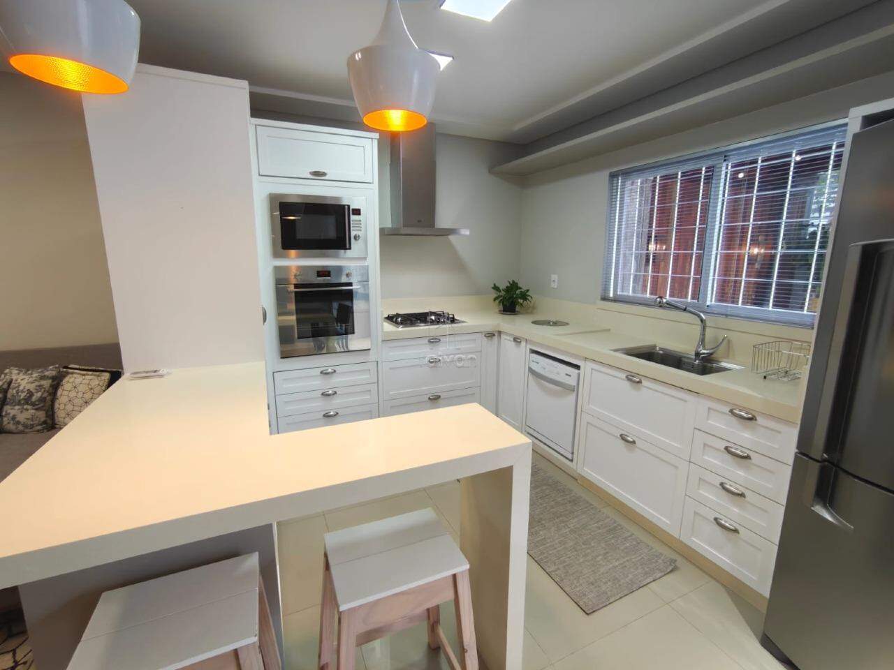 Casa para aluguel no Amizade: 