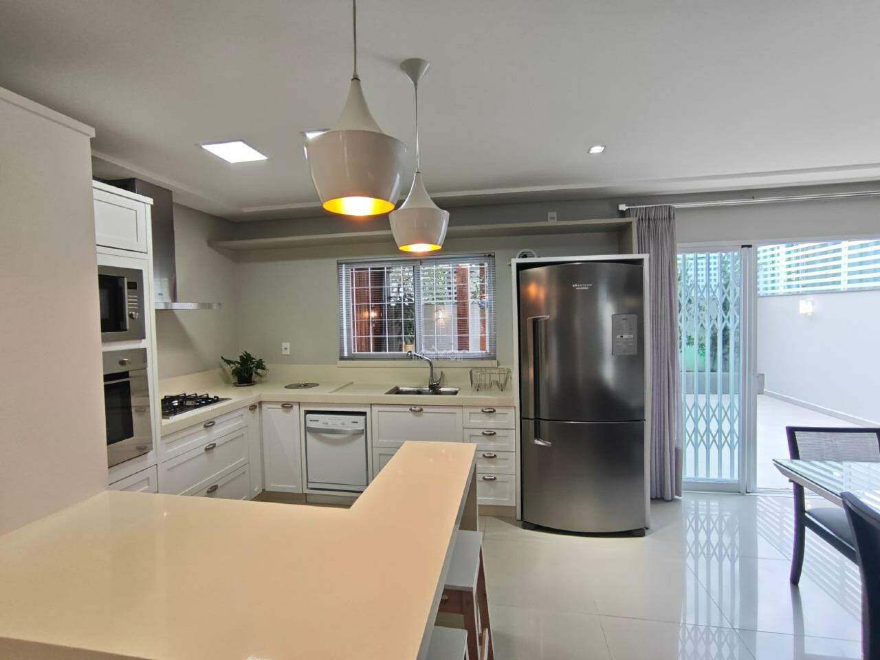 Casa para aluguel no Amizade: 
