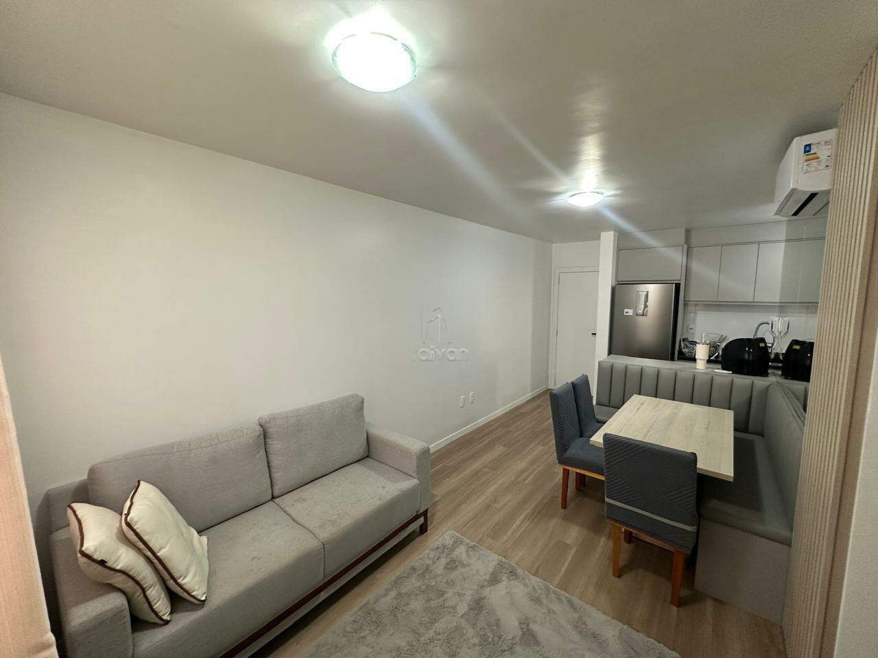 Apartamento à venda no Jaraguá 99: 