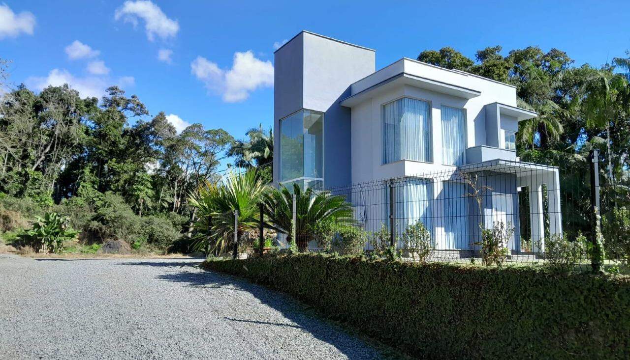 Casa à venda no Butuca: 