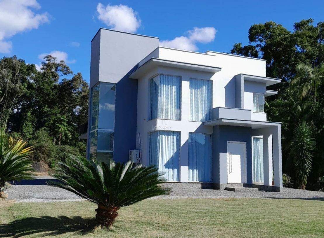 Casa à venda no Butuca: 