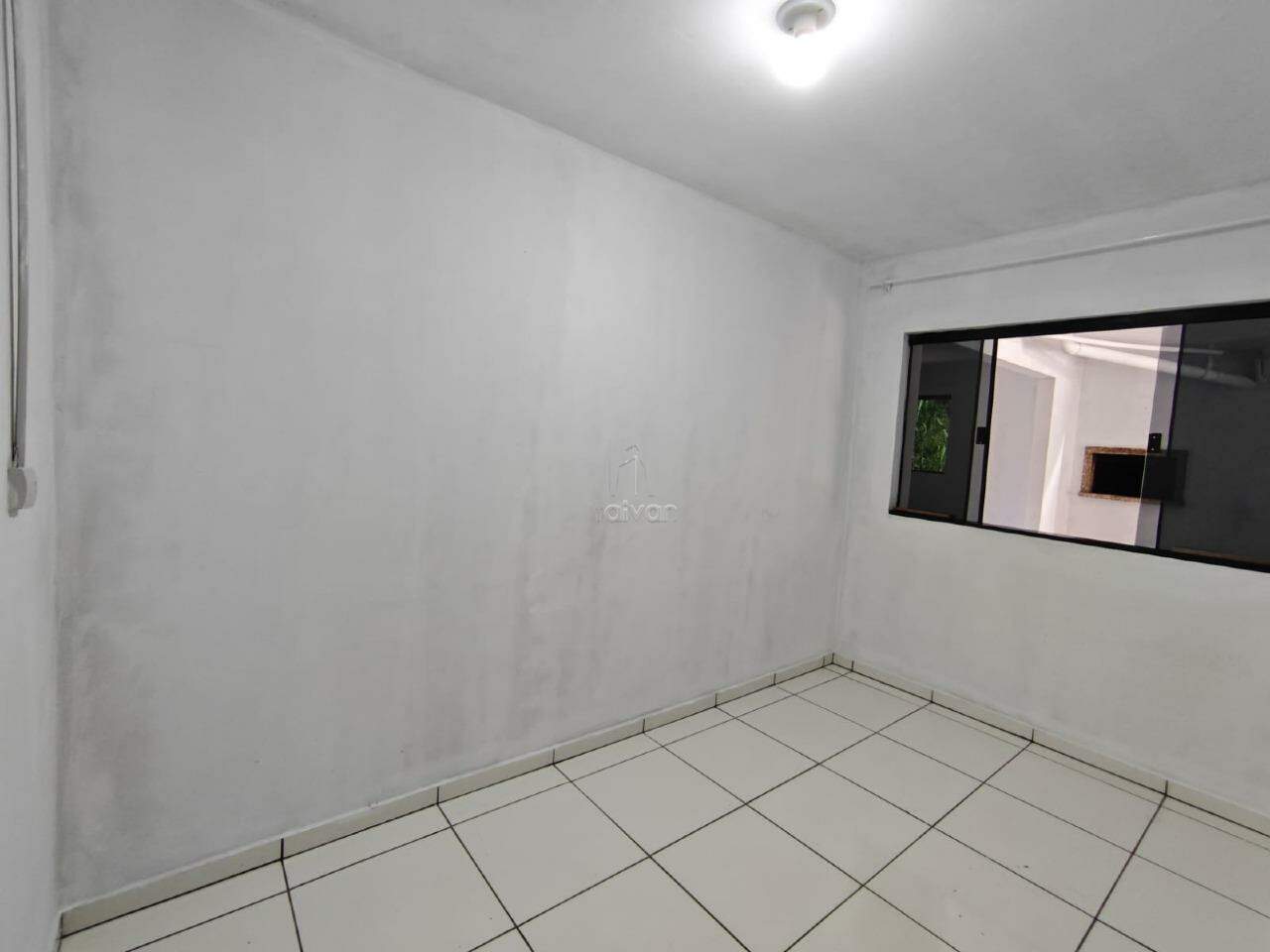 Casa para aluguel no Estrada Nova: 