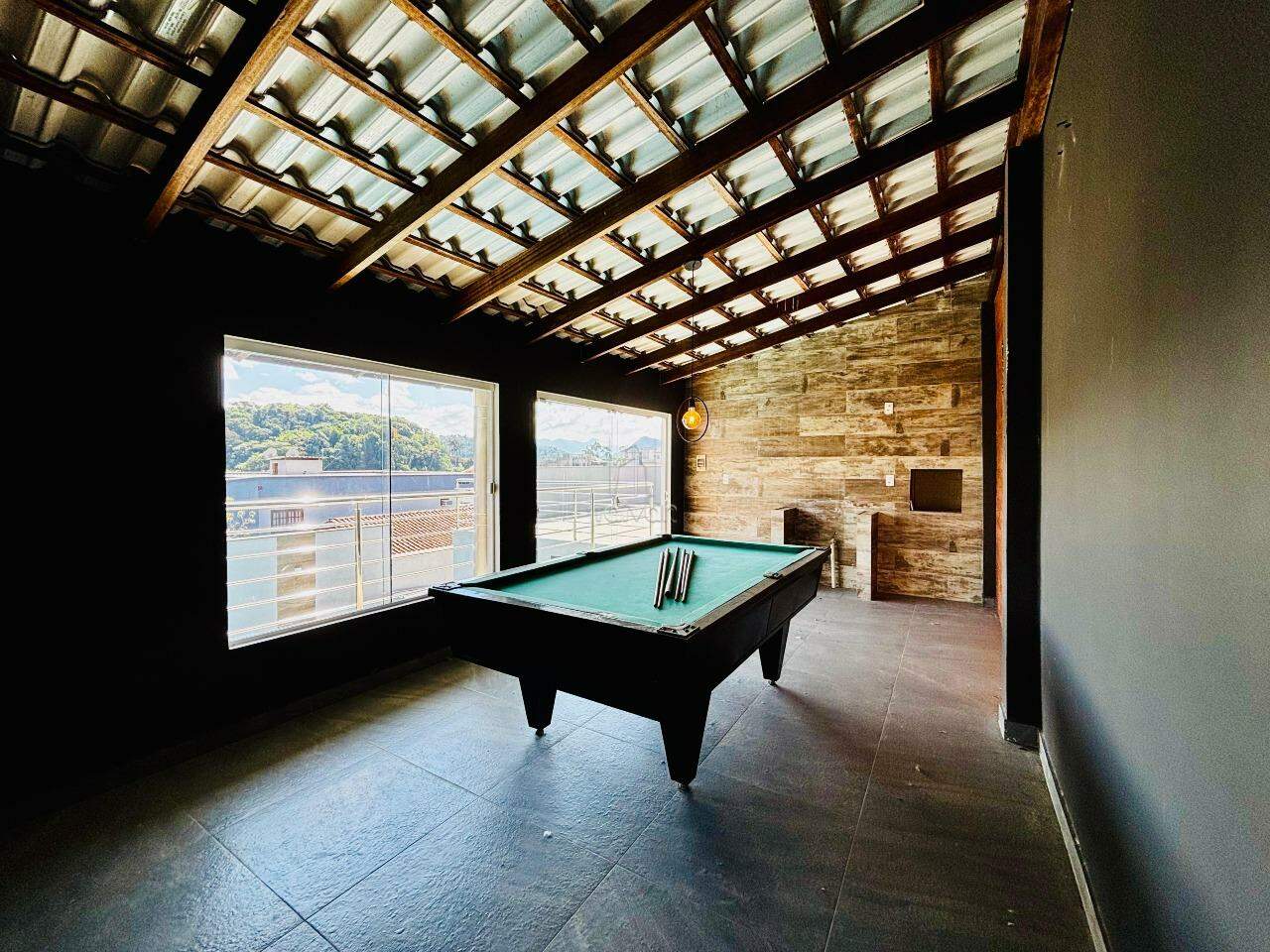 Casa à venda no Estrada Nova: 