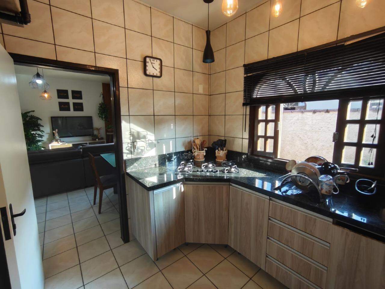 Casa para aluguel no Ilha Da Figueira: 