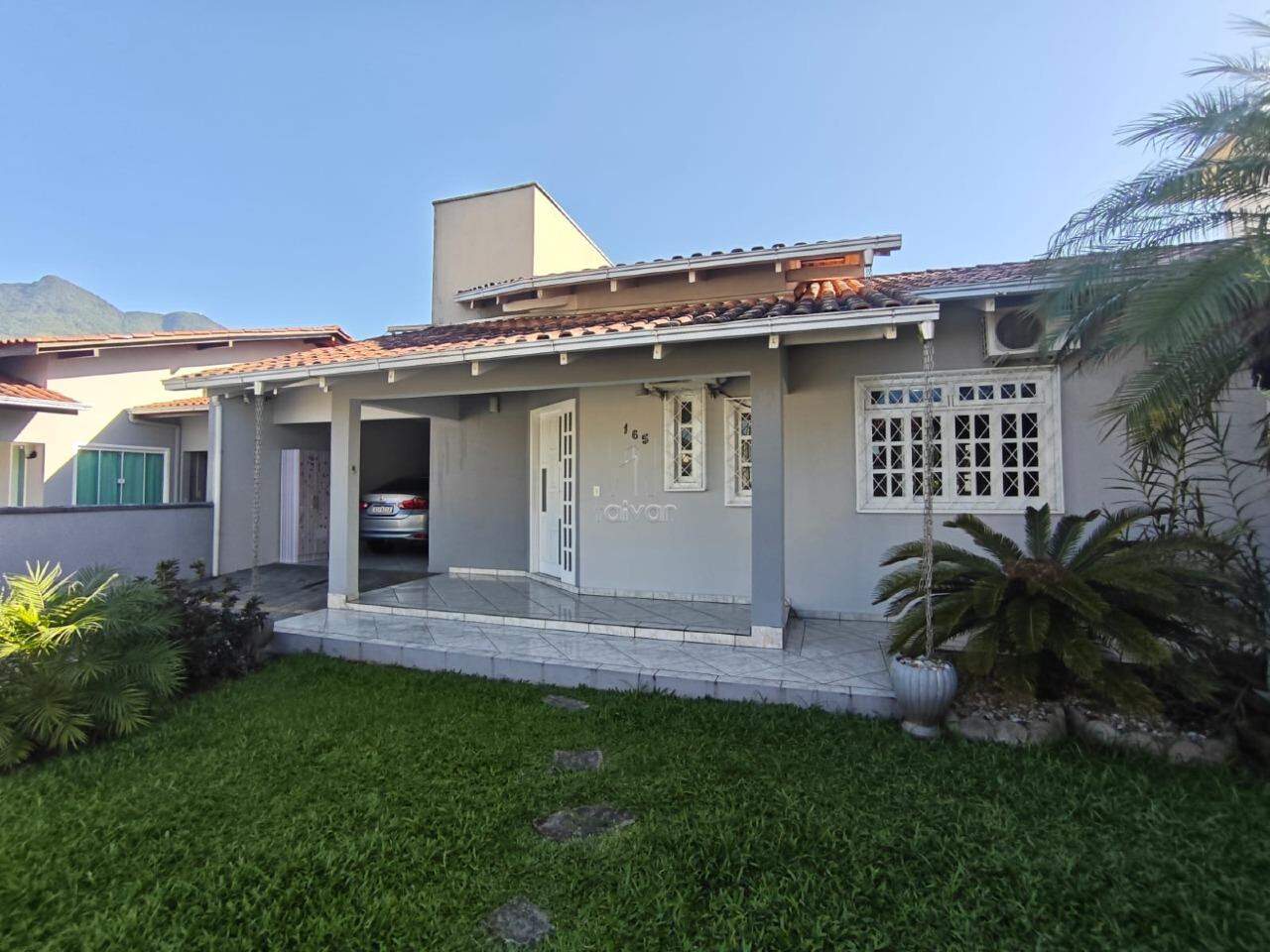 Casa para aluguel no Ilha Da Figueira: 