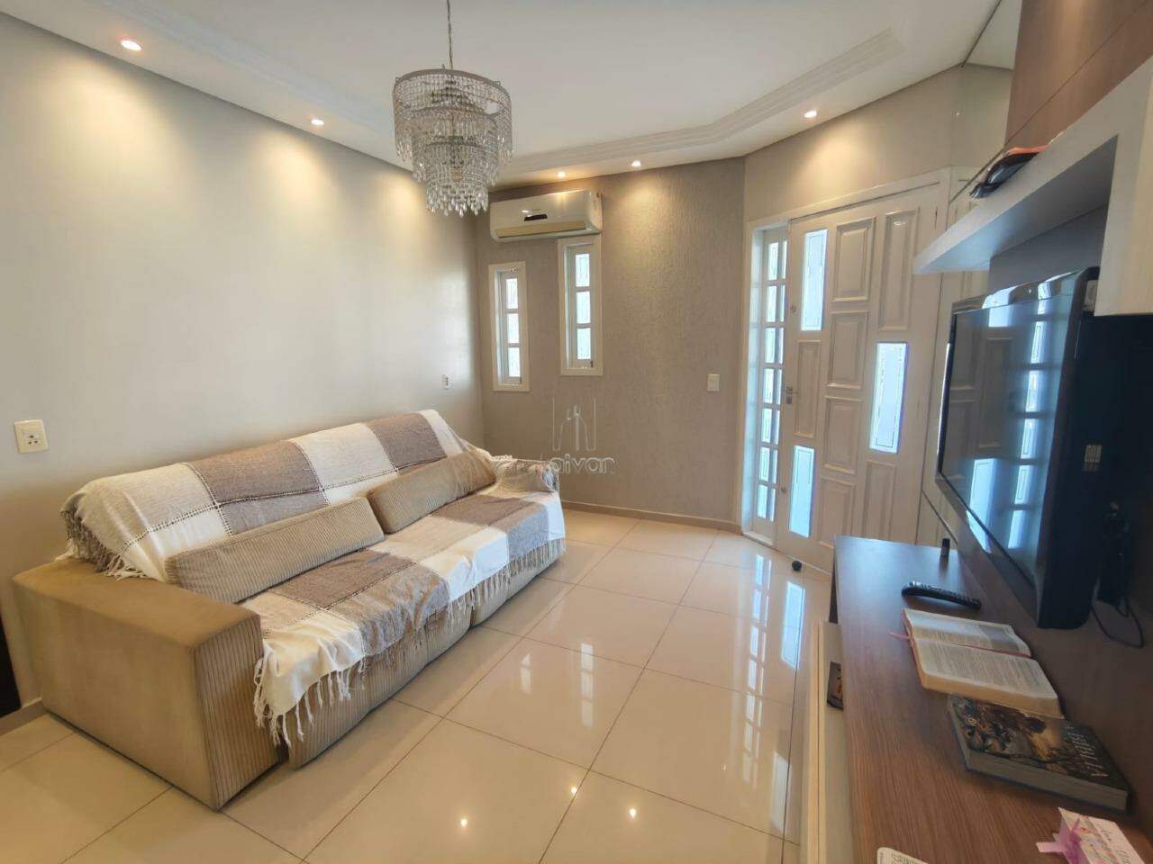 Casa para aluguel no Ilha Da Figueira: 