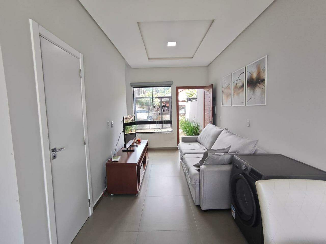 Casa para aluguel no Estrada Nova: 