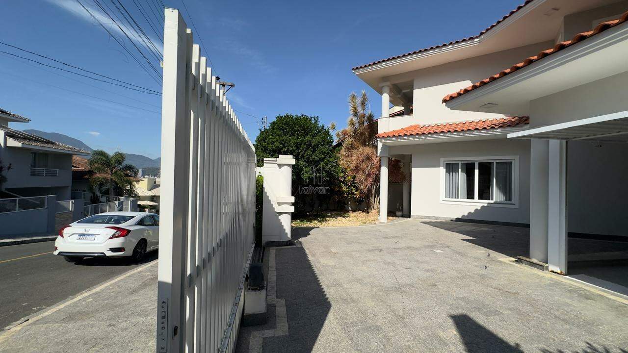 Casa à venda no Amizade: 