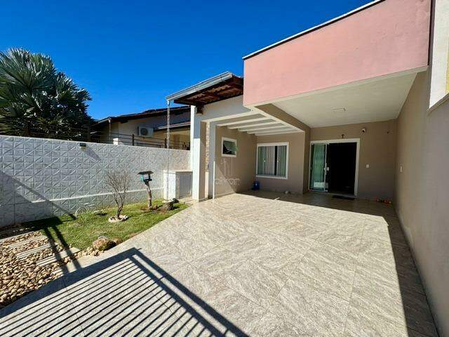 Geminado à venda no Três Rios do Norte: 