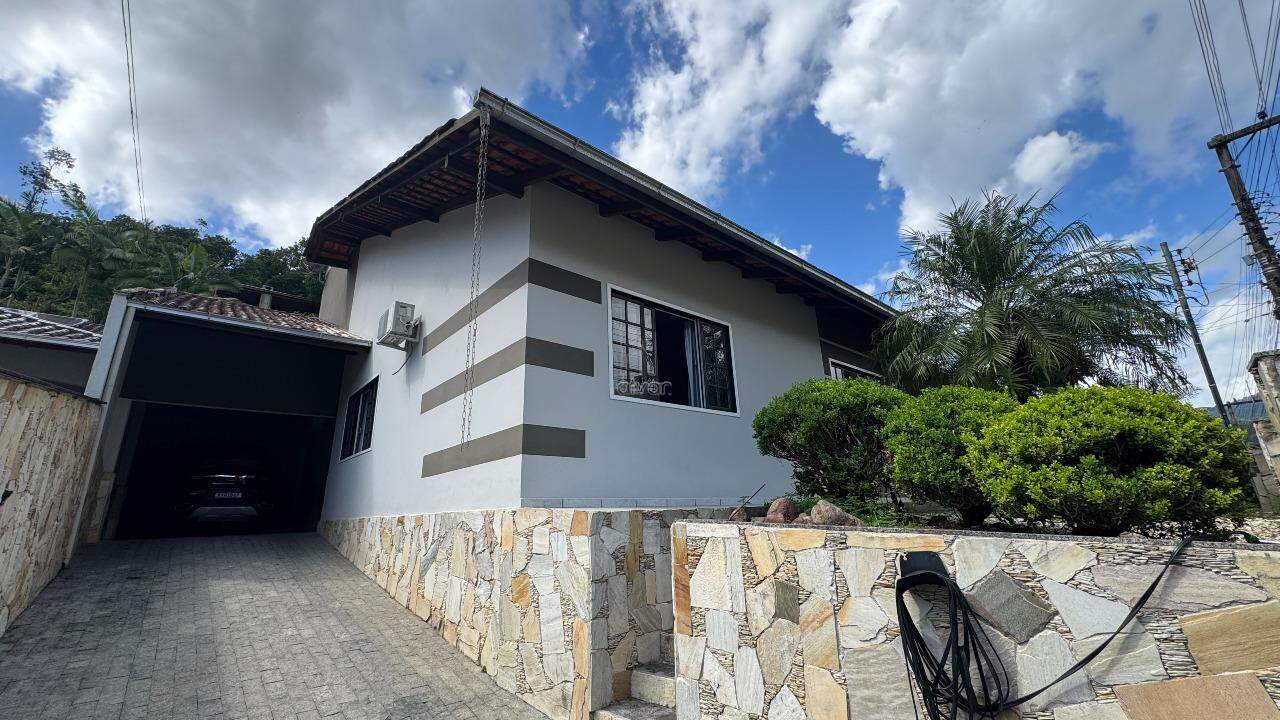 Casa à venda no São Luis: 