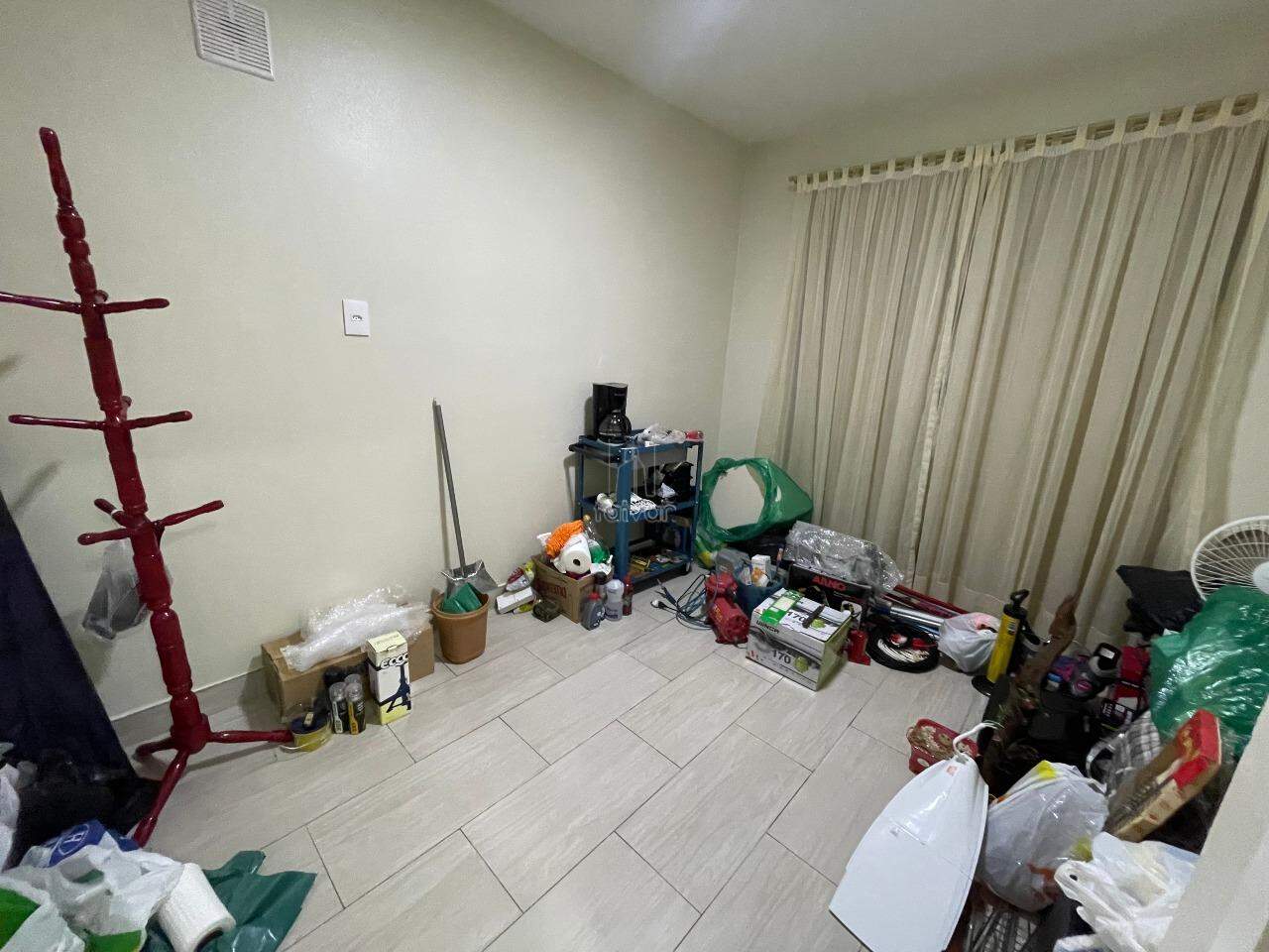 Casa para aluguel no Estrada Nova: 